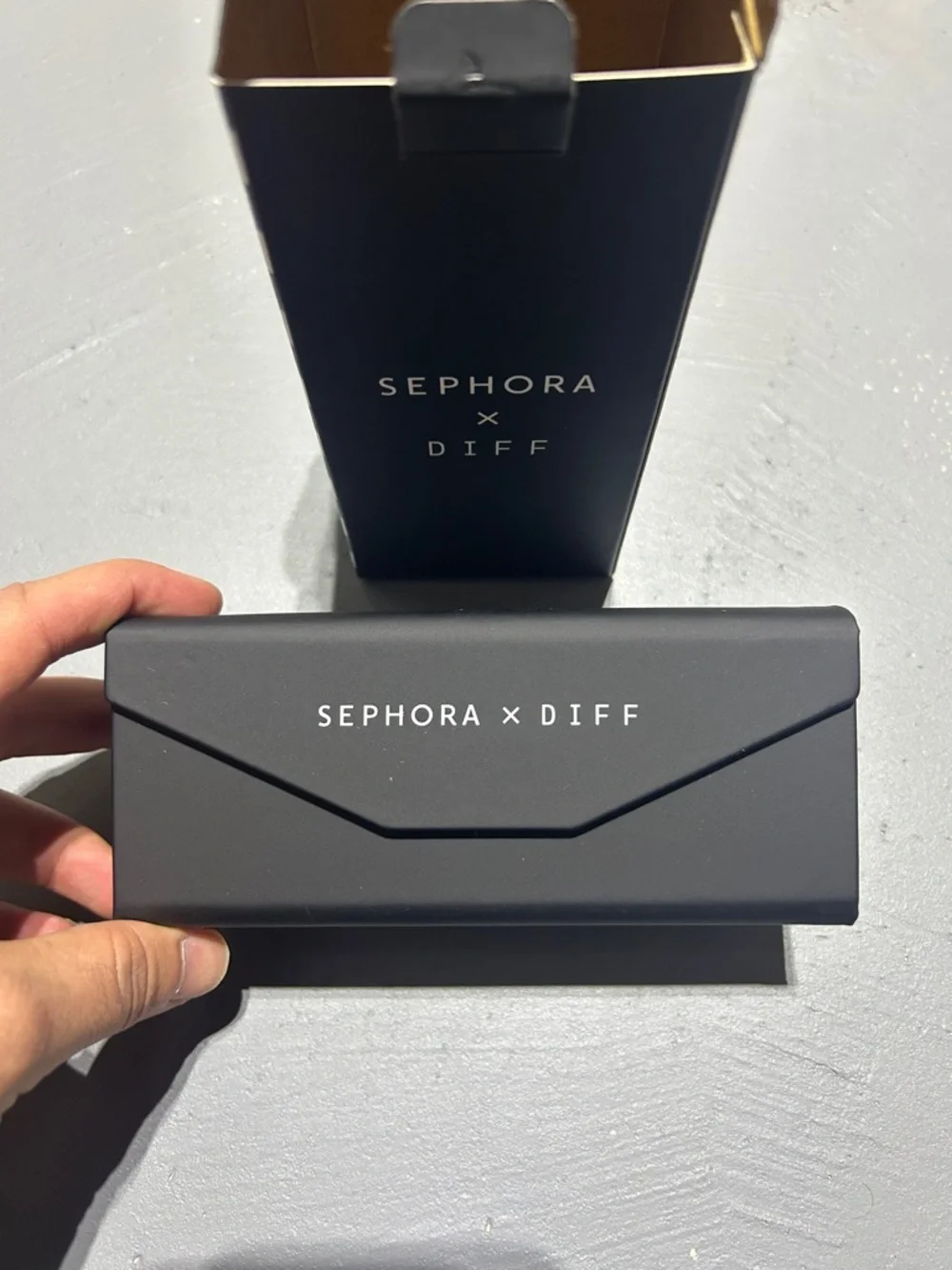 (NEW) Sephora x DIFF Indy Black Chunky Polarized Sunglasses with Hard Case
